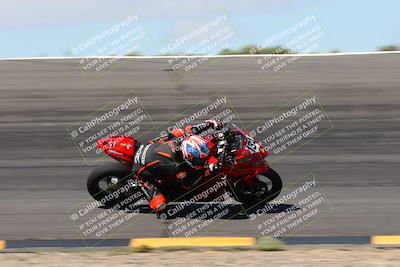 media/Apr-05-2024-Apex Assassins-CVMA Friday Practice (Fri) [[ee2ef04f2b]]/3-Racer 2/Session 3 (Bowl Speed Pans)/